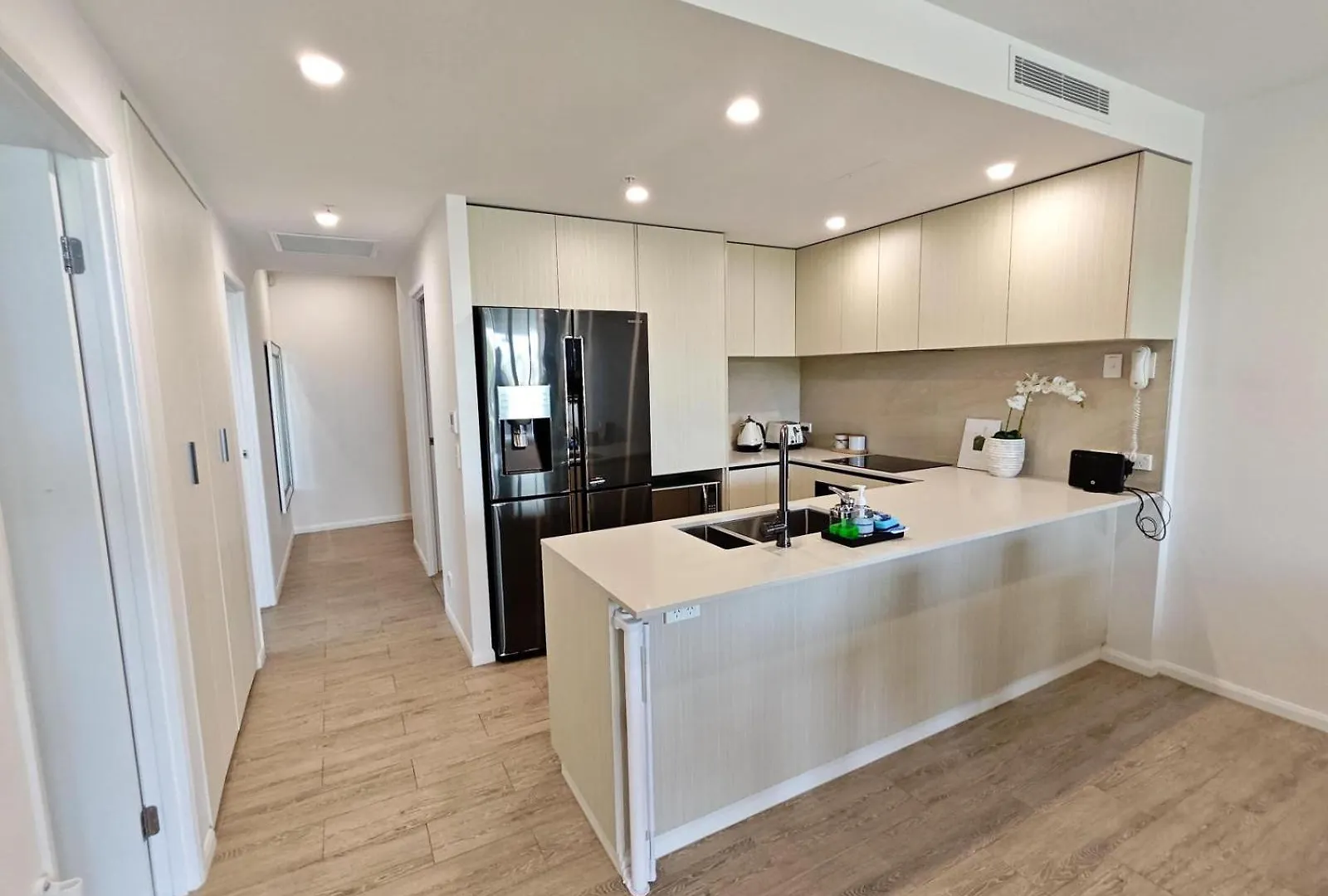 Luxury 3Br, 2Ba Unit With Pool & Bbq In Gold Coast Apartment 0*,  Australia